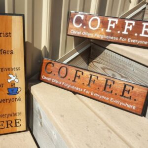Bảng hiệu gỗ khắc chìm cho quán cafe